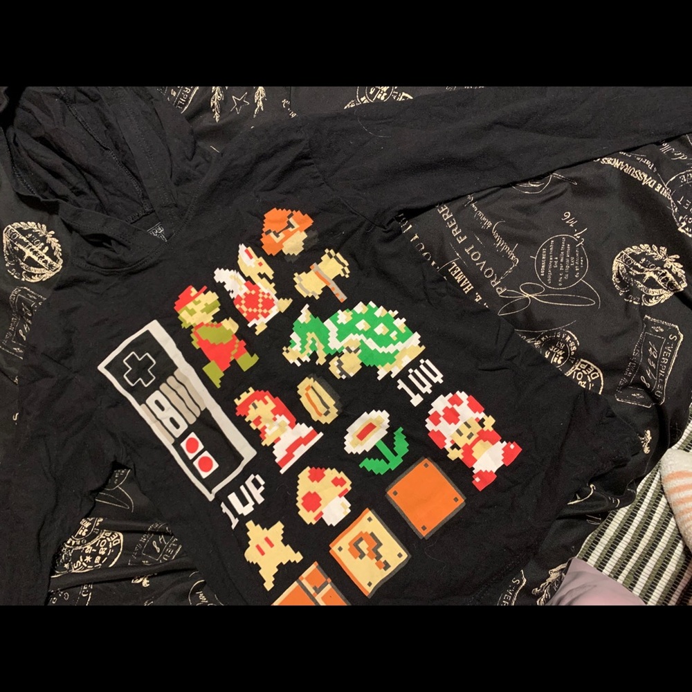 Super Mario long sleeve shirt with Hood